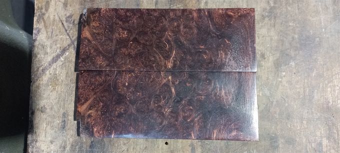 a stunning set of rosewood burl scales